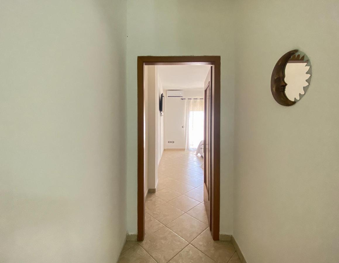 The White Corner Apartamento Durrës Exterior foto